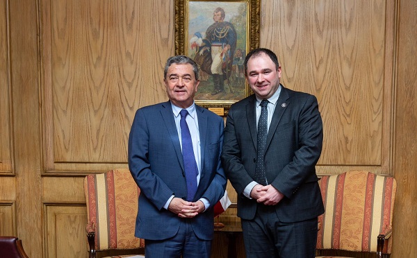 ნიკოლოზ სამხარაძე ჩილეს სენატის პრეზიდენტს შეხვდა
