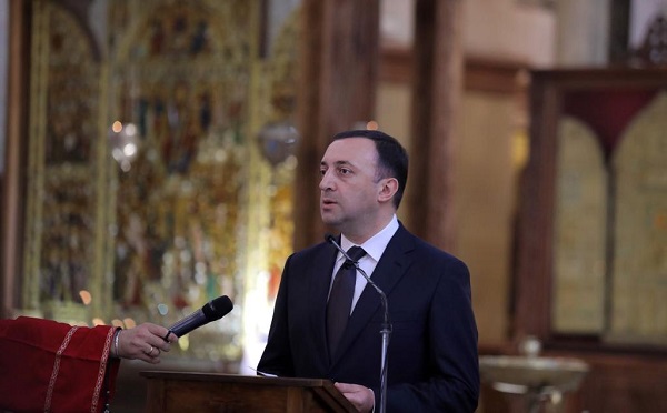 ძვირფასო აბიტურიენტებო, მინდა, წარმატება გისურვოთ თითოეულ თქვენგანს ერთიანი ეროვნული გამოცდების ყველა ეტაპზე და თქვენ მიერ არჩეულ ახალი ცხოვრების გზაზე - ირაკლი ღარიბაშვილი