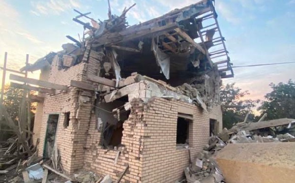 კიევის ოლქში თავდაცვის ძალებმა 4 რუსული ფრთოსანი რაკეტა გაანადგურეს,  რაკეტის ნამსხვრევებმა დააზიანა 10 სახლი