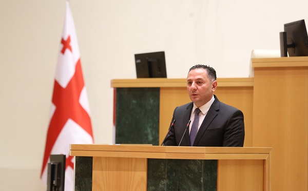 მინდა, კიდევ ერთხელ გამოვხატო ჩემი გულწრფელი მწუხარება შოვში მომხდარი ტრაგედიის გამო და მივუსამძიმრო გარდაცვლილთა ოჯახის წევრებს - ვახტანგ გომელაური