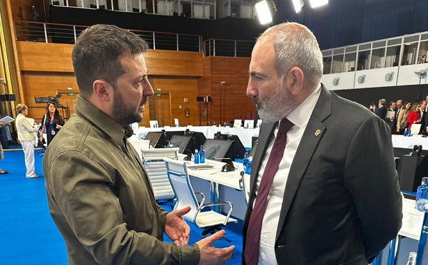 ნიკოლ ფაშინიანთან პირველი შეხვედრისას სამხრეთ კავკასიაში არსებული ვითარება განვიხილეთ - ვოლოდიმირ ზელენსკი