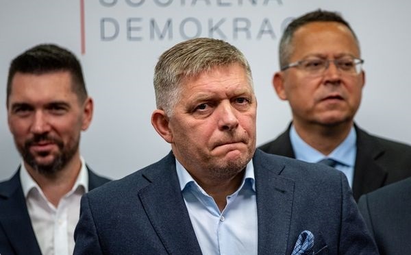 სლოვაკეთის ახალი პრემიერ-მინისტრი რობერტ ფიცო აცხადებს, რომ უკრაინის სამხედრო დახმარებას მხარს არ დაუჭერს