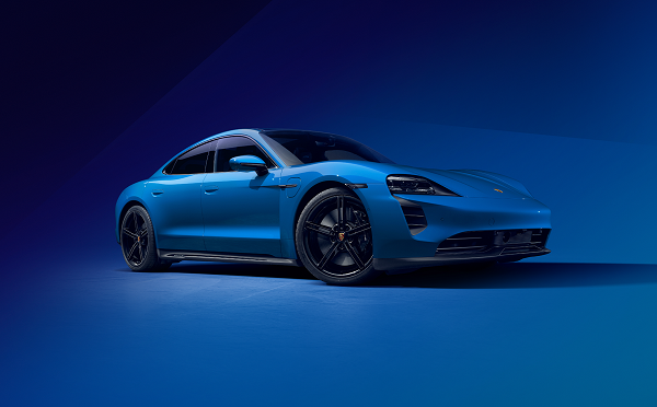 „Porsche Taycan საუკეთესო ელექტრომობილი“ - „პორშე ცენტრი თბილისის“ ახალი კამპანია
