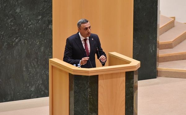 თქვენ გახდით ძალიან უსამართლო შემოტევის ადრესატი და მინდა გითხრათ, რომ ღირსებითა და  სამართლიანად გაიარეთ ეს პერიოდი - დავით მათიკაშვილი რატი ბრეგაძეს