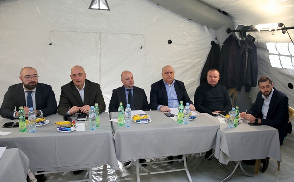 ერგნეთის შეხვედრაზე მკაცრად იქნა მოთხოვნილი თამაზ გინტურის მკვლელობაში დამნაშავე პირების დასჯა, ასევე უკანონო პატიმრობაში მყოფი ყველა პირის გათავისუფლება - სუს-ი