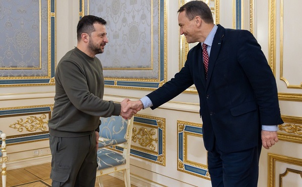 ვოლოდიმირ ზელენსკი პოლონეთის საგარეო საქმეთა მინისტრს შეხვდა