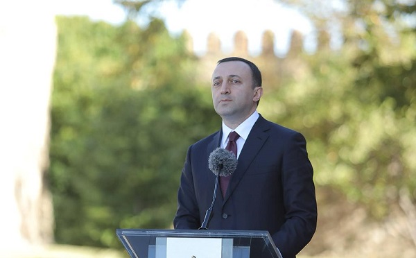 2012 წელს საქართველოს საავიაციო ბაზარზე საქმიანობდა 28 ავიაკომპანია, წელს - 50 ავიაკომპანიაა შემოსული  საქართველოში, 67 მიმართულებით ახორციელებენ ფრენებს - ირაკლი ღარიბაშვილი