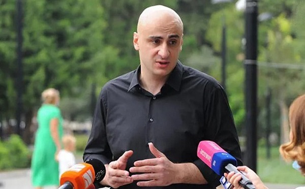 ვიყავი ვარ და ვიქნები ერთობის მომხრე, პატივს ვცემ ნებისმიერ ადამიანს, ვისაც ერთობის სურვილი არა მხოლოდ გამოუთქვამს, არამედ დაუმტკიცებია საქმითა და ქმედებით - ნიკა მელია