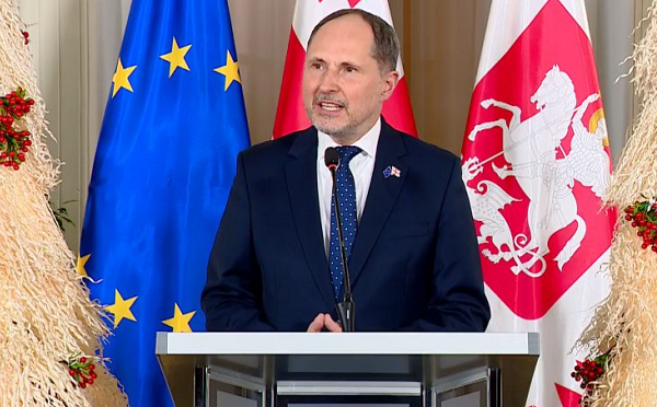 თქვენი ხმა ისმის საკმაოდ ნათლად და ხმამაღლა ბრიუსელში, იმედი მაქვს, ეს ასევე გასაგები იქნება ევროკავშირის წევრი სახელმწიფოების 27-ვე დედაქალაქში - პაველ ჰერჩინსკი