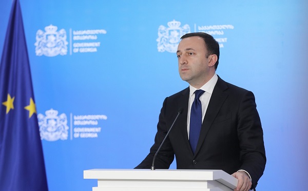 ის, რომ თუნდაც მე მქონოდა კონსულტაცია ბიძინა ივანიშვილთან ყველაზე კრიზისულ დროს, ამ გუნდს, პარტიის თავმჯდომარეს, ამა თუ იმ დიდ საკითხზე, რჩევის მიღების მიზნით, ამაში გასაკვირი არაფერია - ირაკლი ღარიბაშვილი