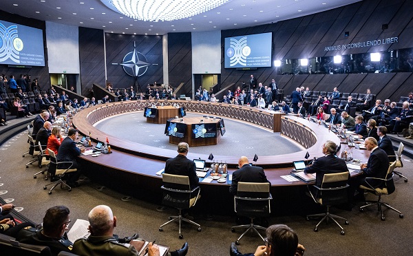 ნატო-ს ქვეყნები კიევს 2024 წლისთვის შეუფერხებელ დახმარებას დაპირდნენ
