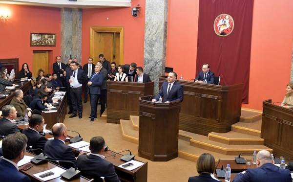 ოთხმა საპარლამენტო კომიტეტმა საქართველოს მთავრობის შემადგენლობისთვის ნდობის გამოცხადებას და სამთავრობო პროგრამას მხარი დაუჭირა