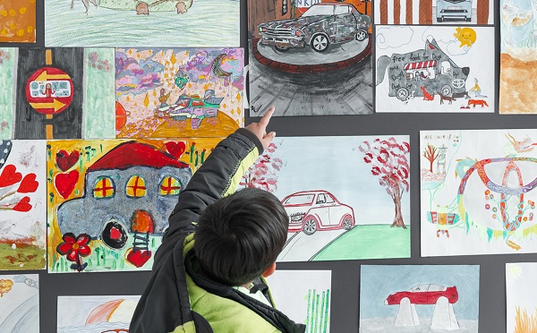 „ოცნების ავტომობილი“ - „ტოიოტა ცენტრი ბათუმის“ ხატვის ადგილობრივი კონკურსი დასრულდა