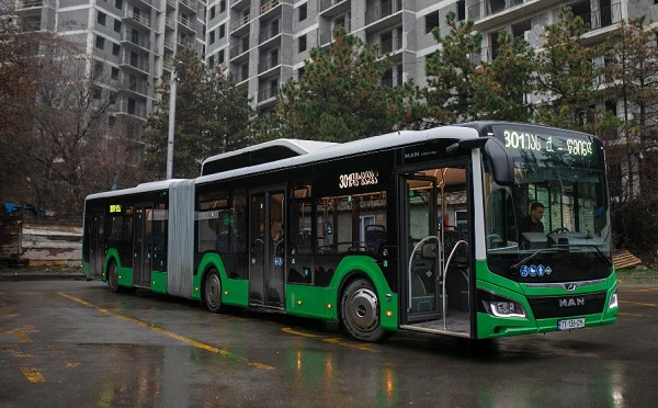 18-მეტრიანი ავტობუსები დღეიდან N301 მარშრუტზე იმოძრავებენ