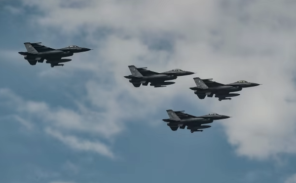 ნიდერლანდები უკრაინისთვის F-16-ების მიწოდებას შემოდგომიდან გეგმავს