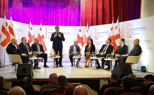 ბორჯომში საკონსტიტუციო ცვლილებების საყოველთაო-სახალხო განხილვა გაიმართა