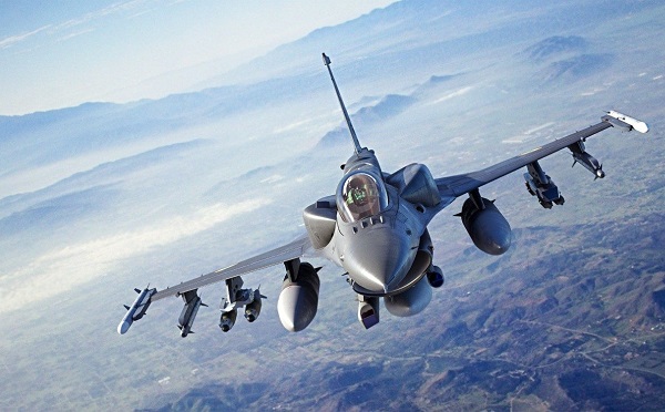 უკრაინა შეძლებს გამოიყენოს F-16-ები რუსეთში სამხედრო ობიექტებზე დასარტყმელად - დანია