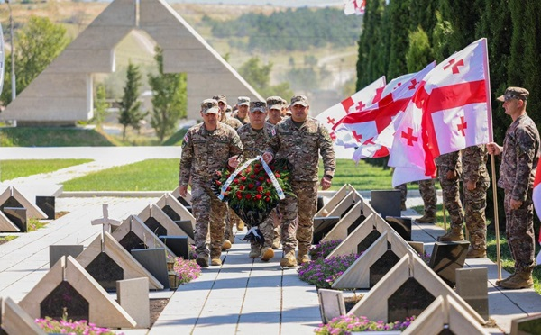 სამხედრო მოსამსახურეებმა გიორგი ანწუხელიძის ხსოვნას პატივი მიაგეს