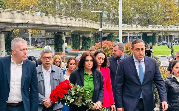 არა ბოდიშს და კი ღირსებას, კი საქართველოს ერთიანობას - ამ სირცხვილს, ჩვენი ხელისუფლების სახით, ზუსტად ერთ თვეში ჩამოვირეცხავთ - გიორგი ვაშაძე