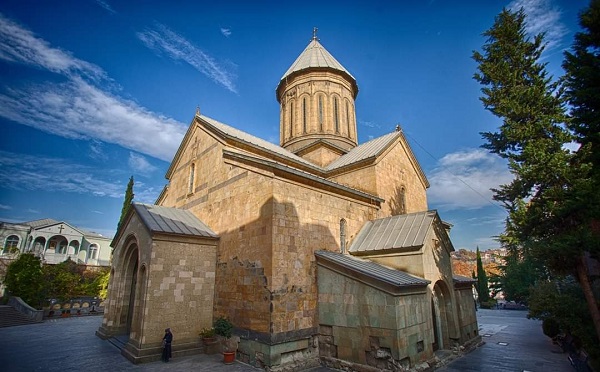 მართლმადიდებლური ეკლესია ღვთისმშობლობას აღნიშნავს