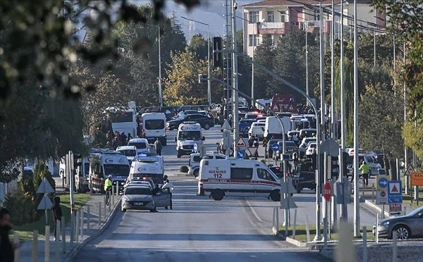 თურქეთში აეროკოსმოსური კომპანიის შენობასთან ტერაქტი მოხდა, დაიღუპა სამი ადამიანი