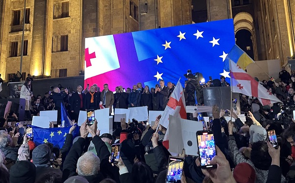 რუსთაველის გამზირზე აქცია„ჩვენ ვართ ევროპა“ დასრულდა