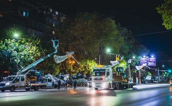 საახალწლო განათებების დემონტაჟის გამო კოსტავას ქუჩის ნაწილზე მოძრაობა დროებით შეიზღუდება