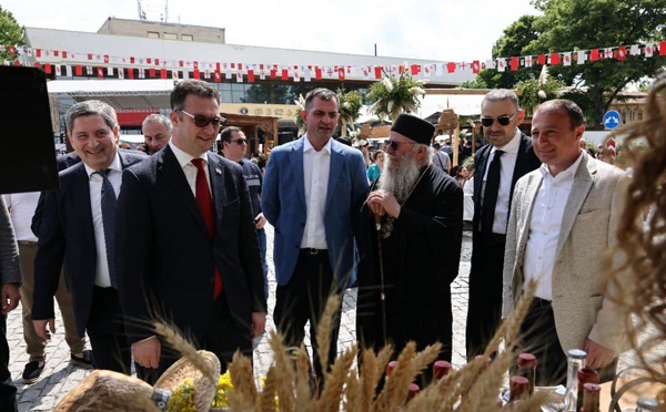 საქართველოს დამოუკიდებლობის დღეს გარემოს დაცვისა და სოფლის მეურნეობის სამინისტრო  ქ.თელავში აღნიშნავს