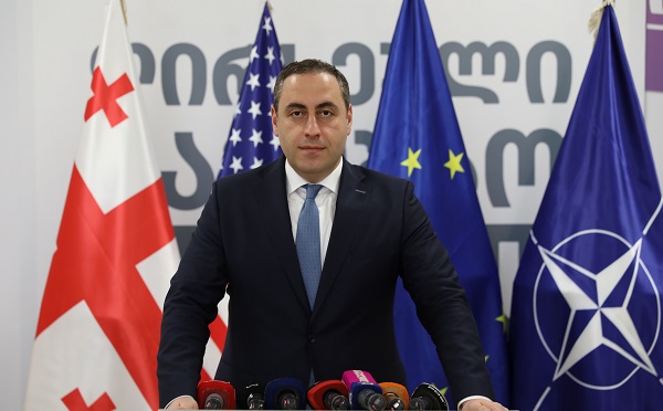 მივმართავ ბიძინა ივანიშვილს: ჭიათურა არ არის მხოლოდ მაღარო და ფულის საჭრელი ადგილი. რა დაგიშავა ჭიათურამ და ჭიათურელებმა? - გიორგი ვაშაძე