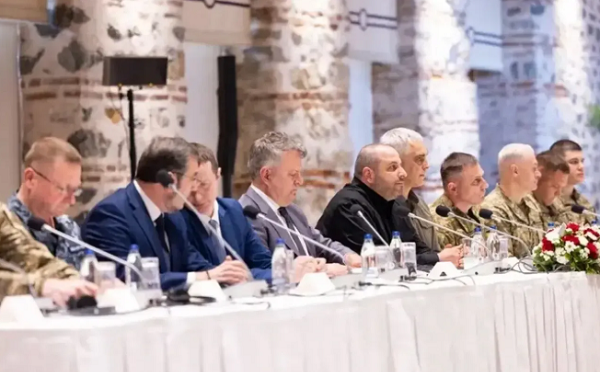 სტამბოლში მიმდინარე მოლაპარაკებებზე უკრაინული მხარე რუსეთთან თარჯიმნის მეშვეობით ურთიერთობს - მედია