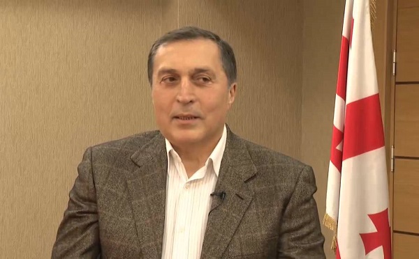 სალომე ზურაბიშვილის წინააღმდეგ არ მივდივართ, პირიქით, ასეთი ადამიანი დღეს საქართველოს სჭირდება, რომ ჩვენს არჩევნებს ლეგიტიმაცია მისცეს - პაატა ბურჭულაძე