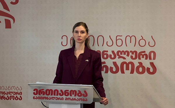 დროა, გააცნობიეროს ივანიშვილმა, "მეგობარი აქტი" არის სწორედ გაფრთხილება, რომ მისი დრო ამოიწურა - თინა ბოკუჩავა