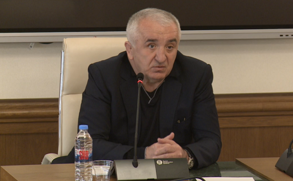 ოთხი ადამიანი ნახევარი წუთი თავში მირტყამდა ჩექმებით, საავადმყოფოში კი გადასხმებს მიკეთებდნენ, რათა წყლით გავსებულიყო ფილტვები და გავთიშულიყავი - ვალერი გელაშვილი