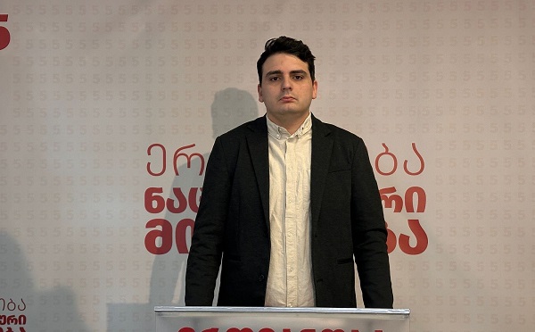 როდესაც 50 კაცზე მეტი პოლიტპატიმარია, როდესაც ქვეყანა წყდება ევროპულ ცივილიზაციას, ჩვენ ვიმსჯელოთ ინფრასტრუქტურისა და სოფლოს მეურნეობის მინისტრები ვინ იქნებიან, ეს არის საზოგადოების დაცინვა - ლევან სანიკიძე