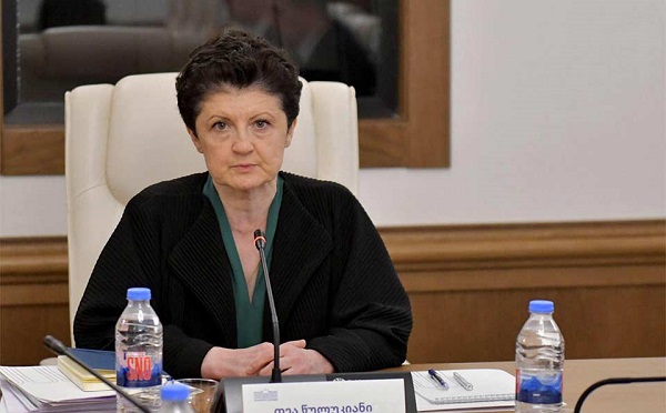 ვის ეკუთვნის გამოთქმა, მიშა მოვდივარ? რომელმა იცით, ხელი აიწიეთ, ნუ მოგერიდებათ, არ ვიცით, უნივერსიტეტებში უახლესი ისტორია უკეთესად უნდა ვასწავლოთ - თეა წულუკიანი სტაჟიორებს