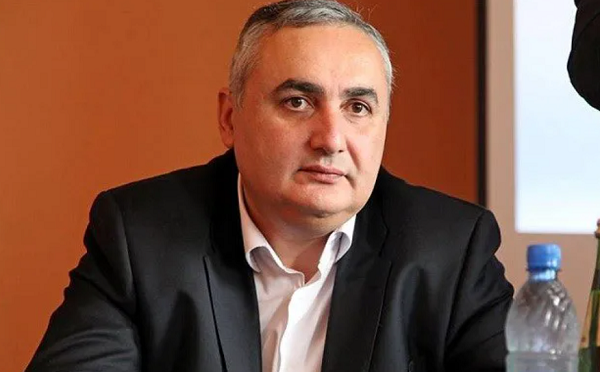 იცით, ყველაზე დიდი დამნაშავეები და ნაძირლები რომლები ხართ? ვინც სიჩუმით მხარს უჭერთ ასეთ უკანონობას და პოზიციის არქონას ნიკა მელიას "ნაცობით" ამართლებთ! - ირაკლი მელაშვილი