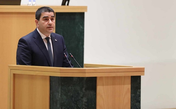 2020 წელს ჩავარდნილი პარტიების რევოლუცია 2021 წელს მედიამუშაკთა გუგუნმა შეცვალა - შალვა პაპუაშვილი