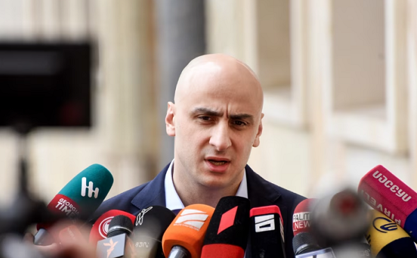 დადგა დრო, პოლიტიკური ორაზროვნება დასრულდეს და პასუხი გაეცეს კითხვას, შევდივართ თუ არა ფარსში, სახელად ადგილობრივი არჩევნები? - ნიკა მელია