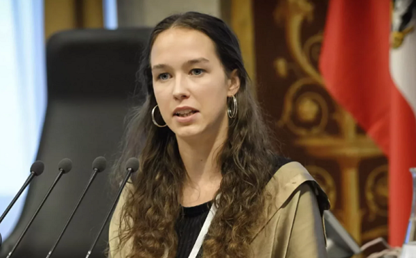 მზია ამაღლობელი სამიზნედ არის ამოღებული იმიტომ, რომ იცავს ჭეშმარიტებას და უარს ამბობს გაჩუმებაზე, მისი მხარდაჭერა ნიშნავს თავისუფალი, დემოკრატიული და ევროპული საქართველოს მხარდაჭერას - ლენა შილინგი