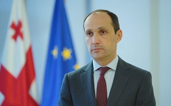 ლევან დავითაშვილმა ეკონომიკის მინისტრის თანამდებობა დატოვა