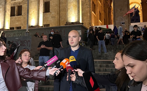 „ნაციონალური მოძრაობა“ იქნება ყველა იმ ერთობაში, ბრძოლის წინა ხაზზე, სადაც რეჟიმს დიქტატურის გამყარების საშუალება არ მიეცემა - ირაკლი ფავლენიშვილი