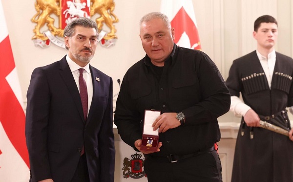 განსაკუთრებულ დავალებათა დეპარტამენტის დირექტორის მოადგილემ, მილერი ლაგაზაურმა თანამდებობა დატოვა
