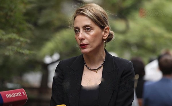 როცა სამხრეთ კავკასიის დიდი გეოპოლიტიკური სამშვიდობო შეთანხმება ახლოსაა და რუსეთის გავლენა იკარგება, „ქოცი“ რუსები ომით აშინებენ ქართველ ხალხს, წარმოუდგენელი ღალატის მოწმე ვართ - ხატია დეკანოიძე
