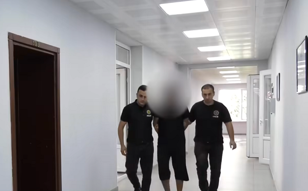 ბათუმში დააკავეს თურქეთის მოქალაქე, რომელიც შვილზე სექსუალურად სისტემატურად ძალადობდა