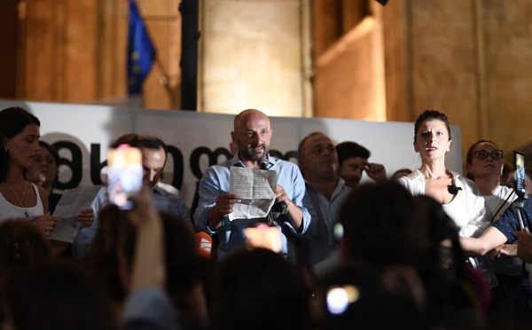 საქართველოს ყველა ქალაქსა და მუნიციპალიტეტში ვიწყებთ „წინააღმდგეობის წევრების ორგანიზებას“ - 8 ოპოზიციური პარტია