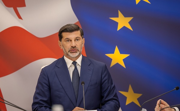 ძალიან ხშირად ავარიულ საცხოვრებელ კორპუსში მცხოვრები მოსახლეობა ითხოვს იმაზე მეტ ფართს, ვიდრე თავად ცხოვრობენ, მუნიციპალიტეტს ამის საშუალება არ აქვს - კახა კალაძე