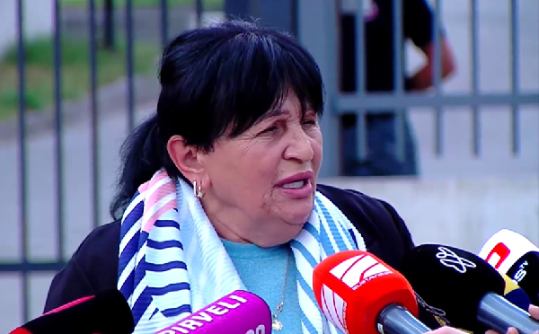 ალექსი ახვლედიანი არ მიიჩნევს, რომ იარაღი დაუდევრად დატოვა, რადგან საკუთარ სახლში, ჩაკეტილ სივრცეში ჰქონდა - ადვოკატი