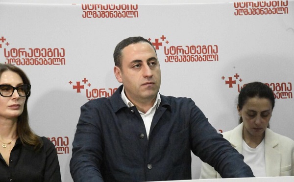 ერთადერთი, რაც მაწუხებს საპატიმროში, ურთიერთთავდასხმებია - ტელევიზიით გამუდმებით ერთმანეთის ლანძღვას ვუყურებ - გიორგი ვაშაძე