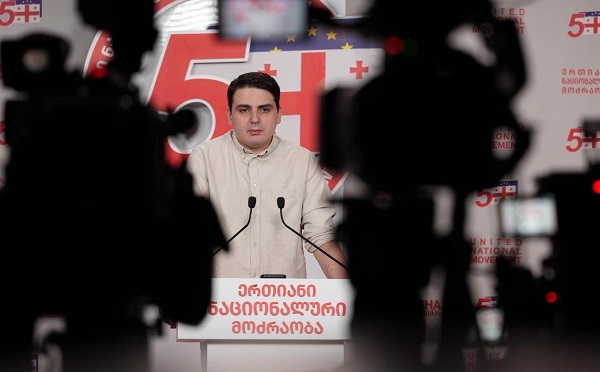 როდესაც საკუთარი ამომრჩევლის ნების წინააღმდეგ მიდიხარ, საერთოდ არ აქვს მნიშვნელობა, ვინ ითავებს იმ როლს, რომელიც გუშინ ირაკლი კუპრაძემ საკუთარ თავზე აიღო - ლევან სანიკიძე