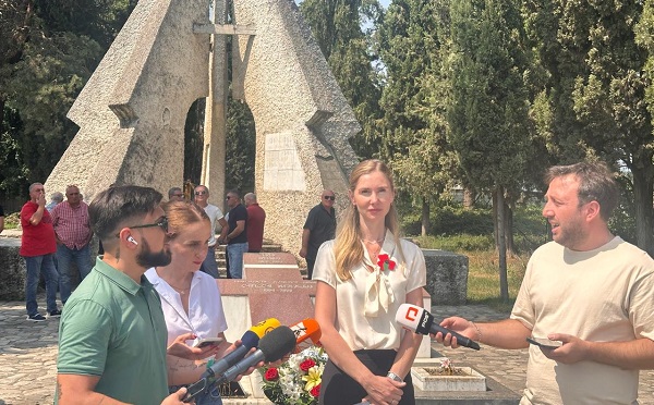 ქართულ სახელმწიფოს ვერაფერი დააკლო პუტინმა და ვერაფერს დააკლებს პუტინის მონა ივანიშვილი, ანწუხელიძე უკვდავია და როგორც მან არ დაიჩოქა, ისე არ დაიჩოქებს საქართველო შიდა თუ გარე მტრის წინაშე - თინა ბოკუჩავა